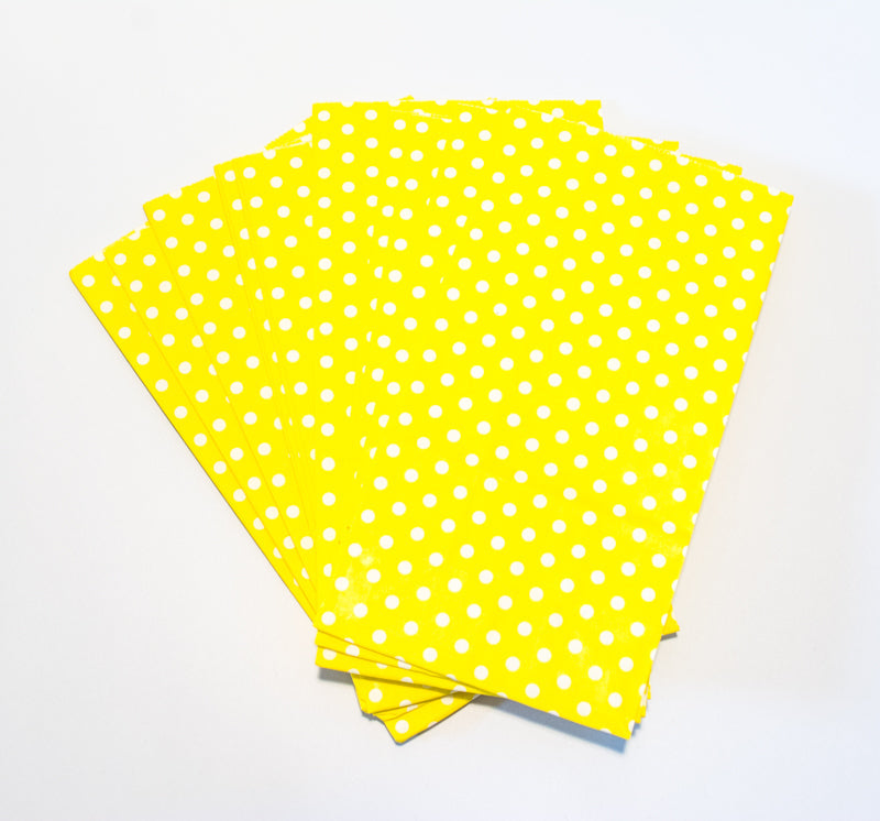 Paper bags with dots