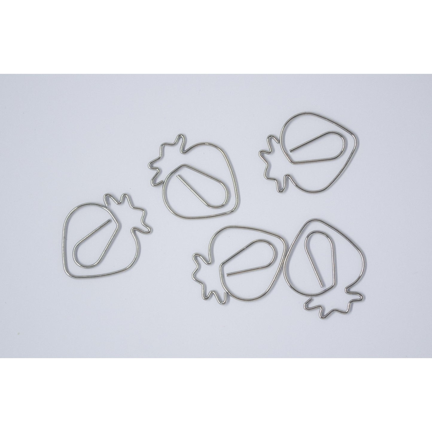 30 Paper Clips Strawberry - ollilypaperware