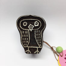 Load image into Gallery viewer, Wooden stamp Owl