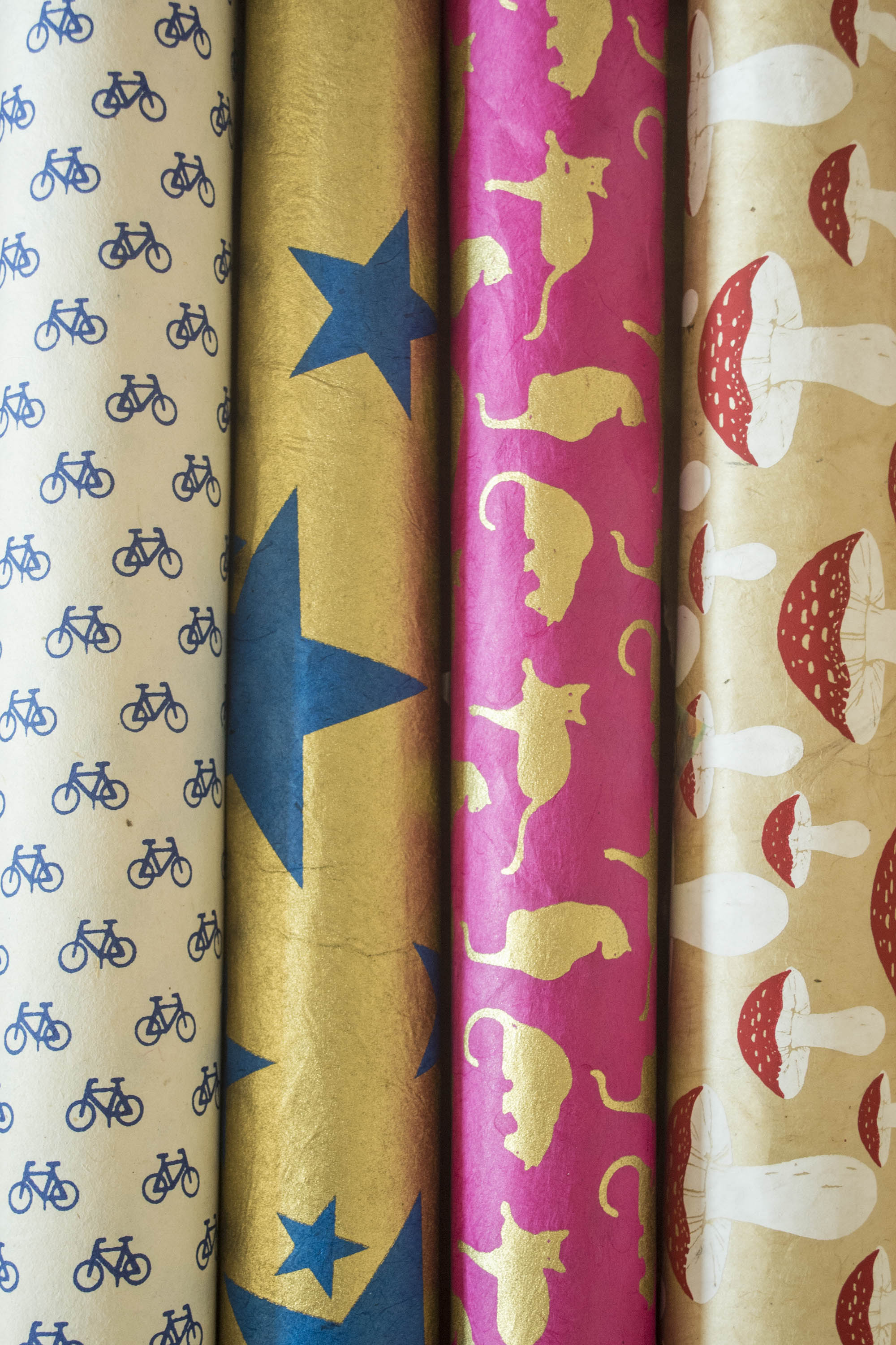 Lokta paper with motifs – ollilypaperware