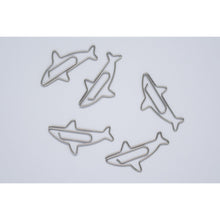 Laden Sie das Bild in den Galerie-Viewer, 30 Paper Clips Dolphin - ollilypaperware